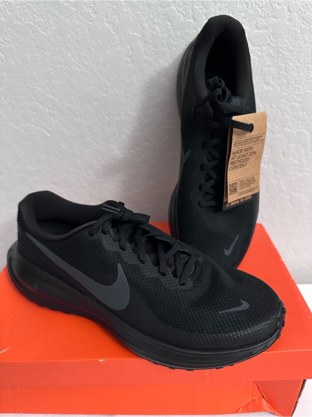 Nike Revolution 8 Road Running Shoes Men Size 12 Black/Anthracite HJ9198 002